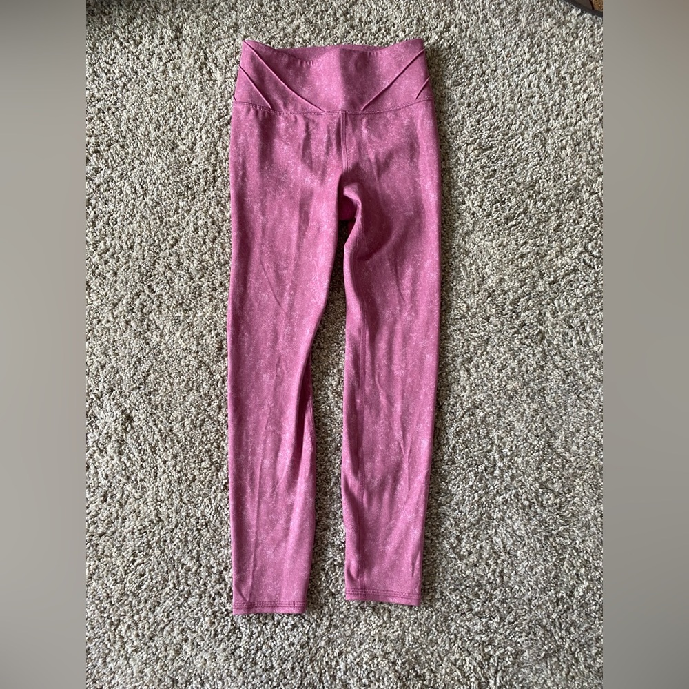 I am selling all in motion pink/marble leggings